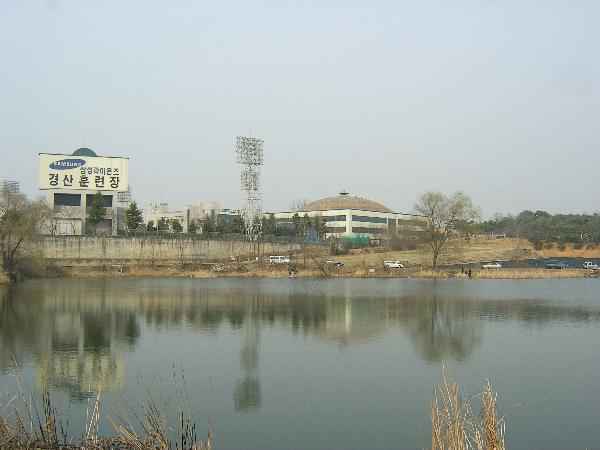 SA500047-48.JPG